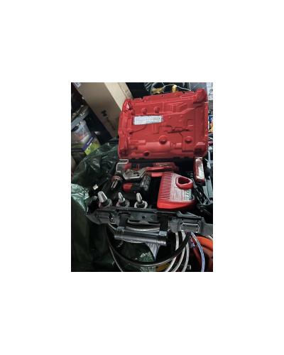 Pex crimping machine